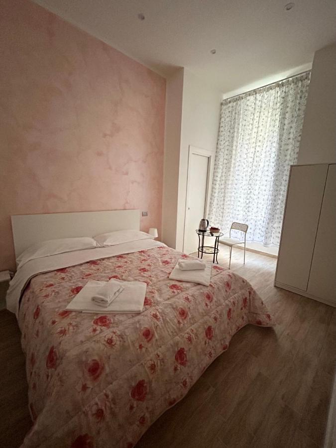 Savastano House Duomo Hotel Napoli Eksteriør billede